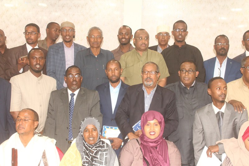 On Tuesday, Puntland President has approved certificates the newly elected parliamentarians that will represent Puntland in the upcoming lower and upper houses of the federal. [Photo Credit: Puntland Post]
